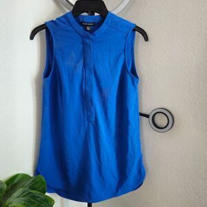 Hilary Radley Women Half Front Zip Sleeveless Blouse
